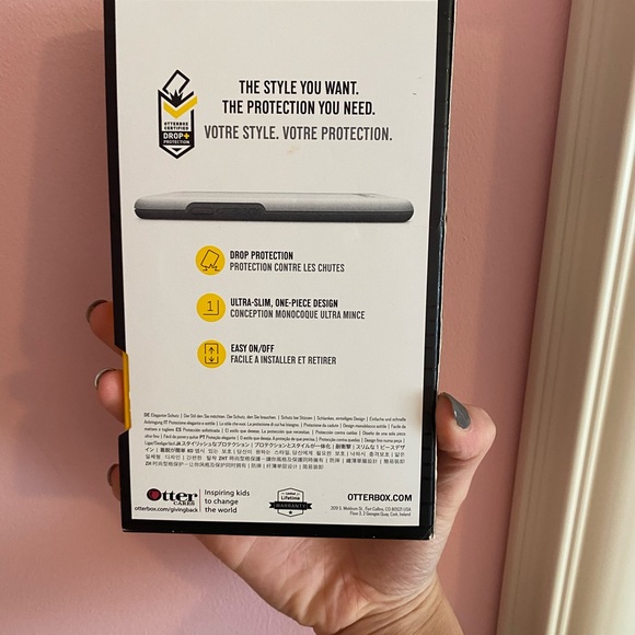 Otterbox iPhone 11 Pro Phone Case - Picture 3 of 4